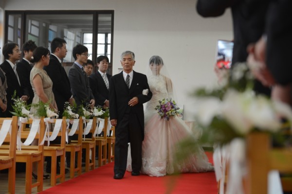 沖縄でも由緒ある与那原の聖クララ教会にて。本物にしか出せない荘厳な雰囲気がありました。