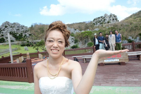ヘアメイクさんも一緒にPOPな写真の笑顔もステキ☆