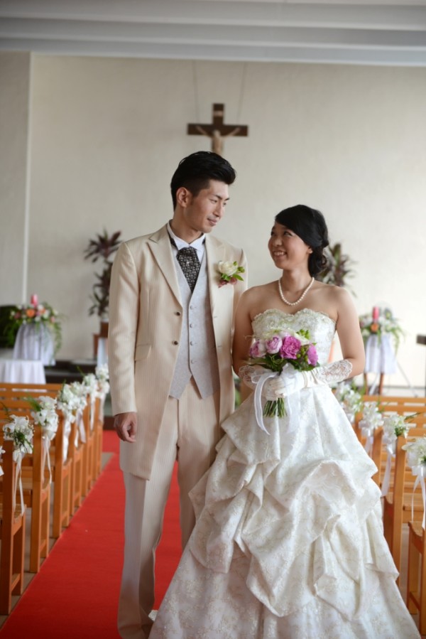 美しい奥さまと優しい笑顔が印象的な旦那さまのステキなご夫婦☆