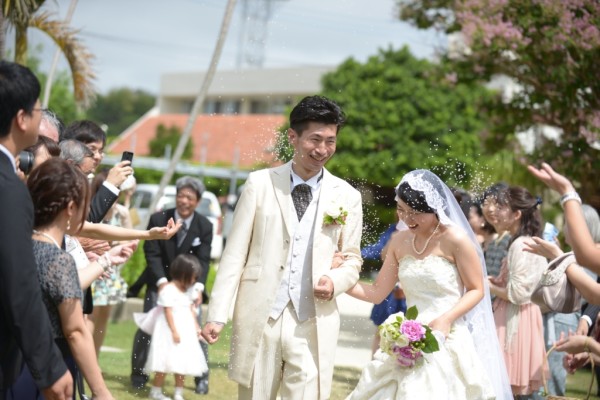ライスシャワーは真夏の沖縄の美しい緑と青の中、思い出深いものに☆