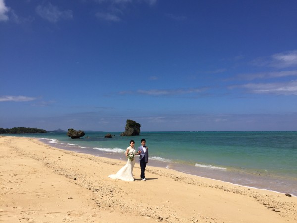 海での新郎新婦☆